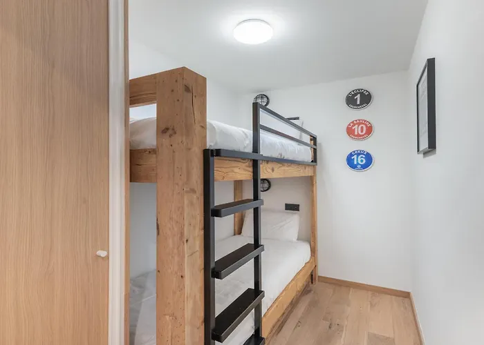 Lejlighed Appart. Familial 2 Pieces A Avec Acces Pistes Et Parking - Fr-1-563-109