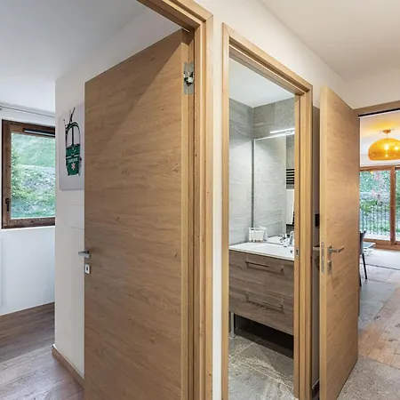 Lejlighed Appart. Familial 2 Pieces A Avec Acces Pistes Et Parking - Fr-1-563-109 Courchevel