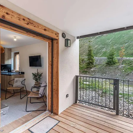 Appart. Familial 2 Pieces A Avec Acces Pistes Et Parking - Fr-1-563-109 * Courchevel
